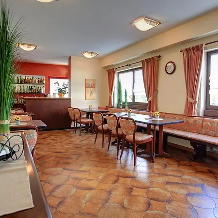 Ricci Hotel